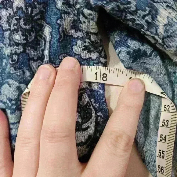 GUC! Dana Buchman long sleeve tee! - Picture 3 of 6